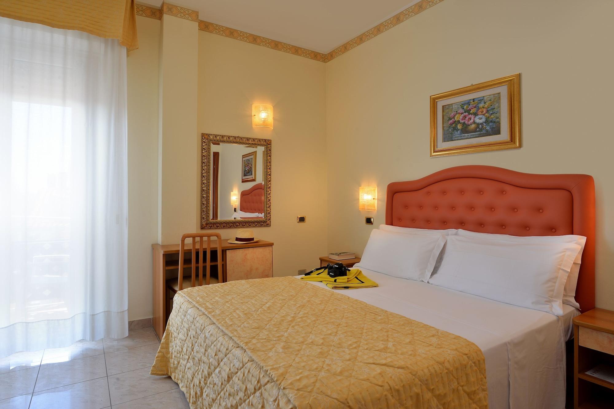 Hotel Gaston Римини Екстериор снимка