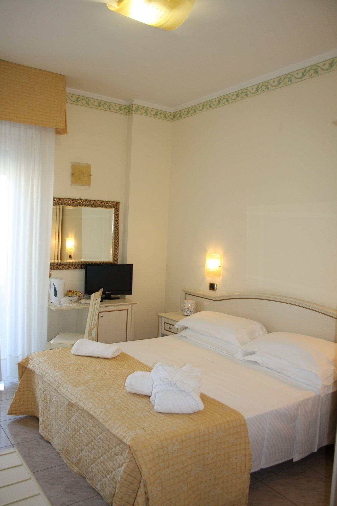 Hotel Gaston Римини Екстериор снимка