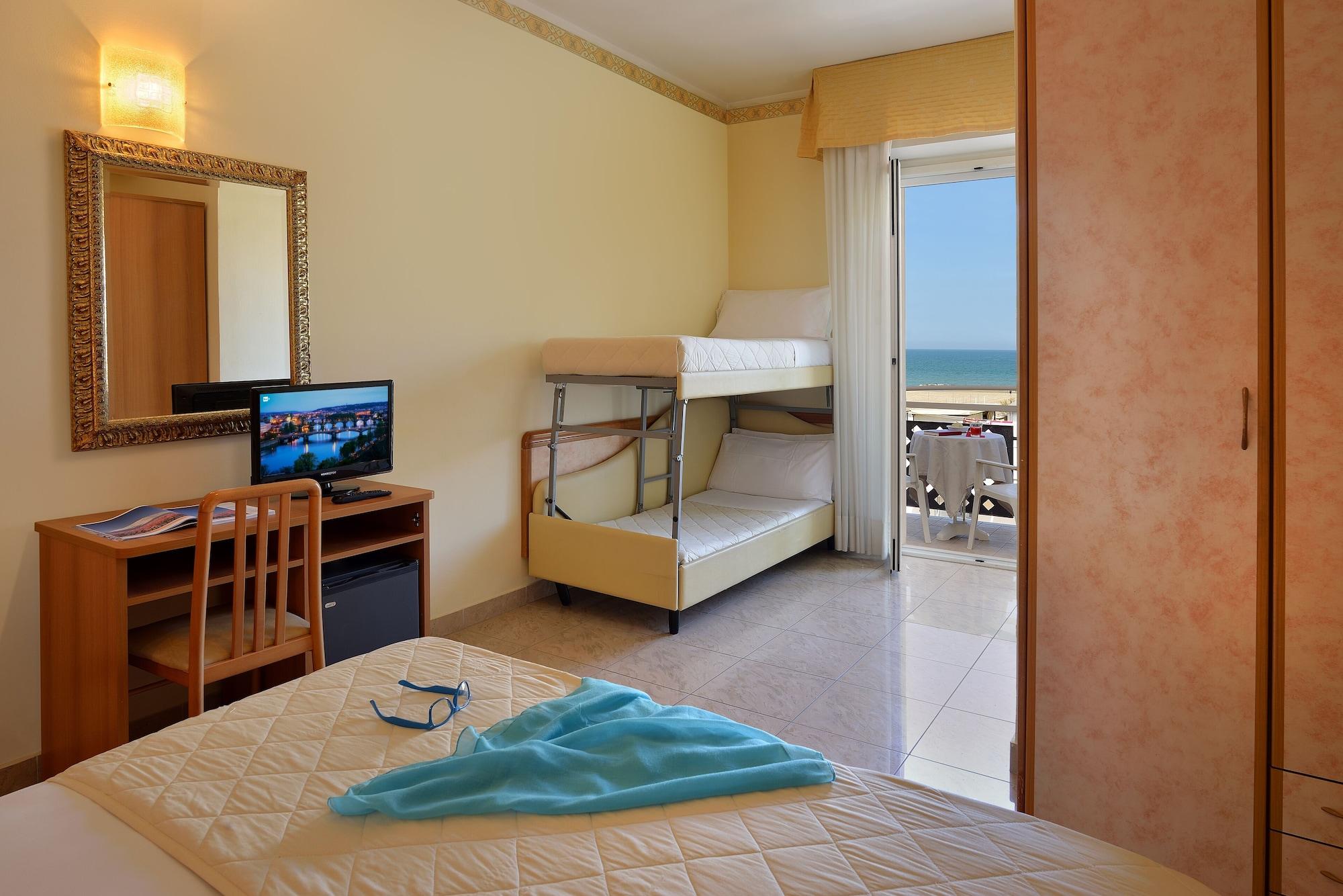 Hotel Gaston Римини Екстериор снимка